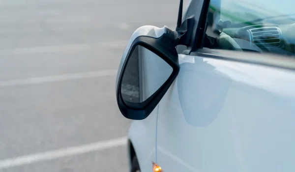 Defective Driver‑Side Mirrors