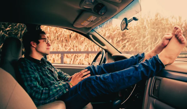 driving without shoes